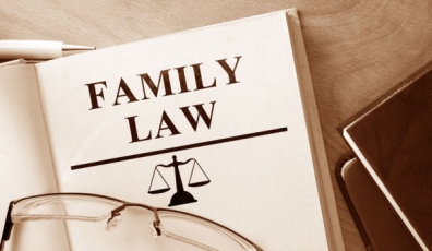Legge 184 del 4 maggio 1983 'Diritto del minore ad una famiglia'